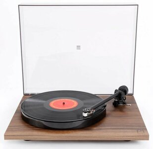 Rega Planar 1 walnut platenspeler